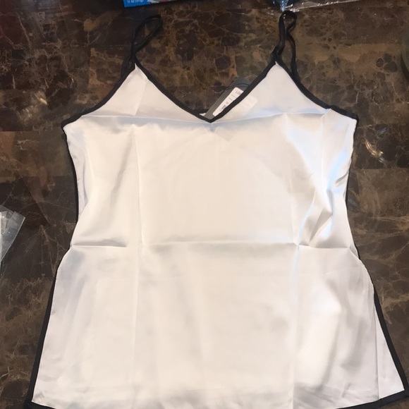 🎉White and Black Silky V Neck Tank Top! - Picture 3 of 5
